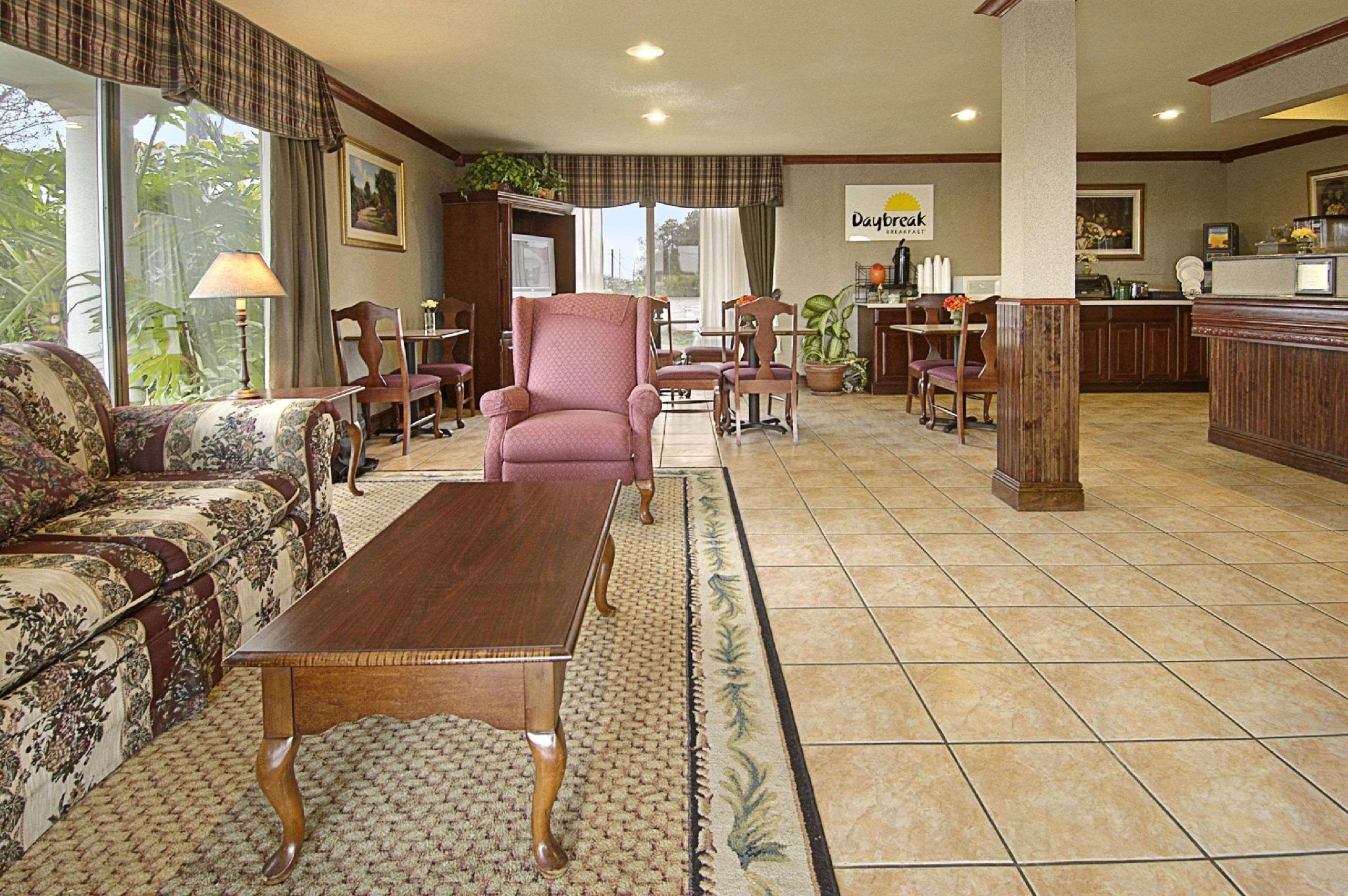 Days Inn By Wyndham Crowley Interior foto